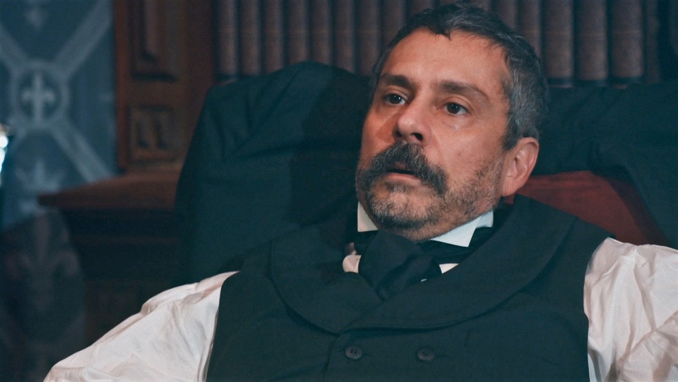 31 - Tonico (Alexandre Nero) estará no centro das atenções na última semana de Nos Tempos do Imperador